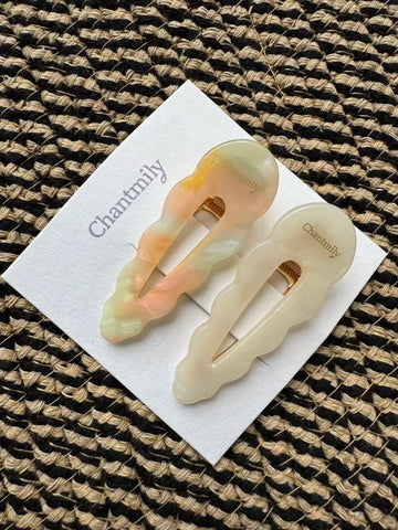 2 Pack Abstract Signature Hair Clips