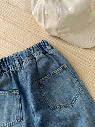 Arc-cut Vintage Denim Jean in Blue