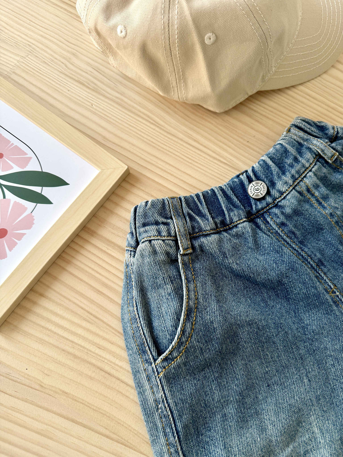 Arc-cut Vintage Denim Jean in Blue