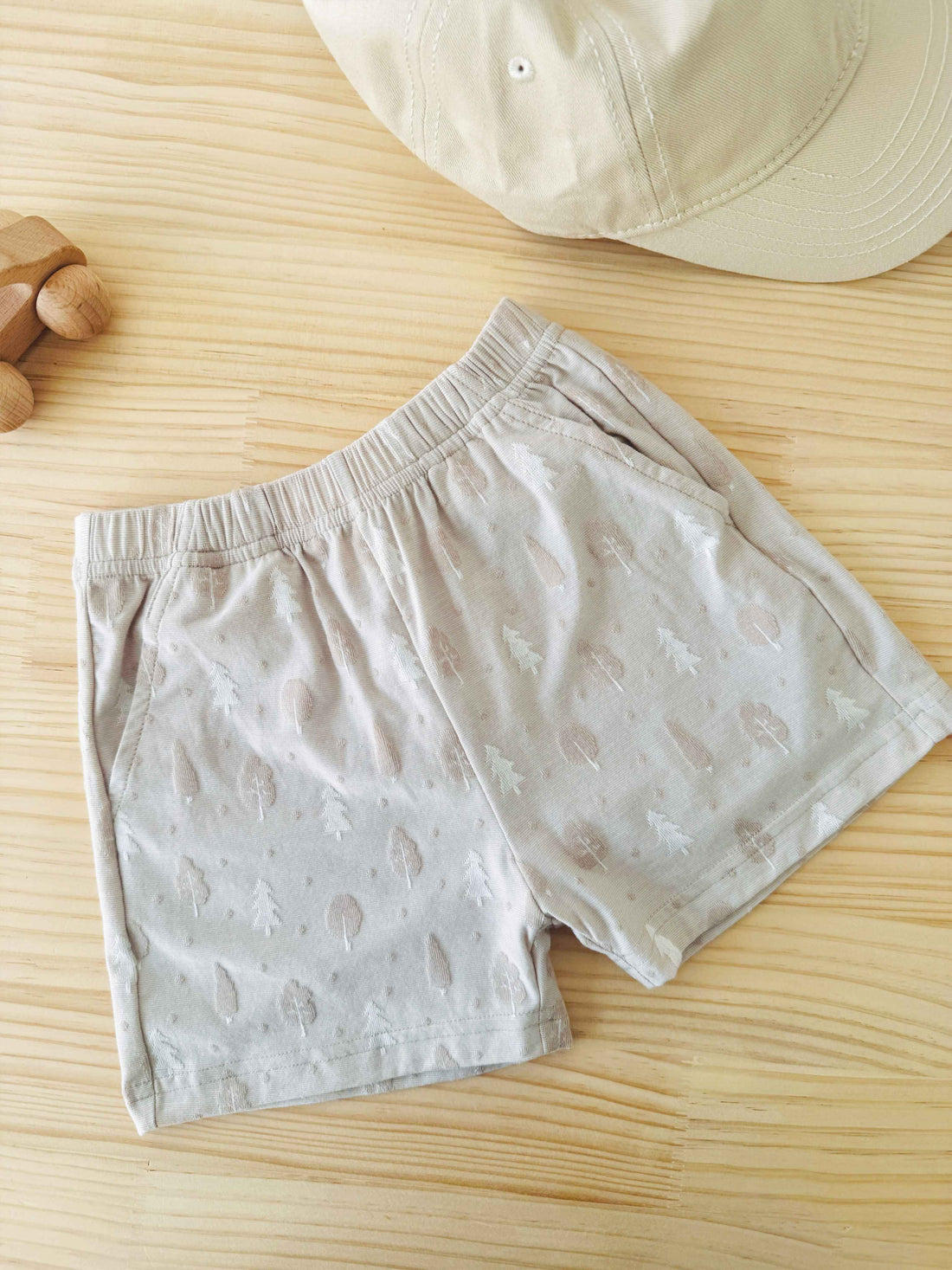 Little Breeze Forest Short in Khaki