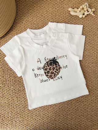 Strawberry Print Matchy T-shirt - Chantmily
