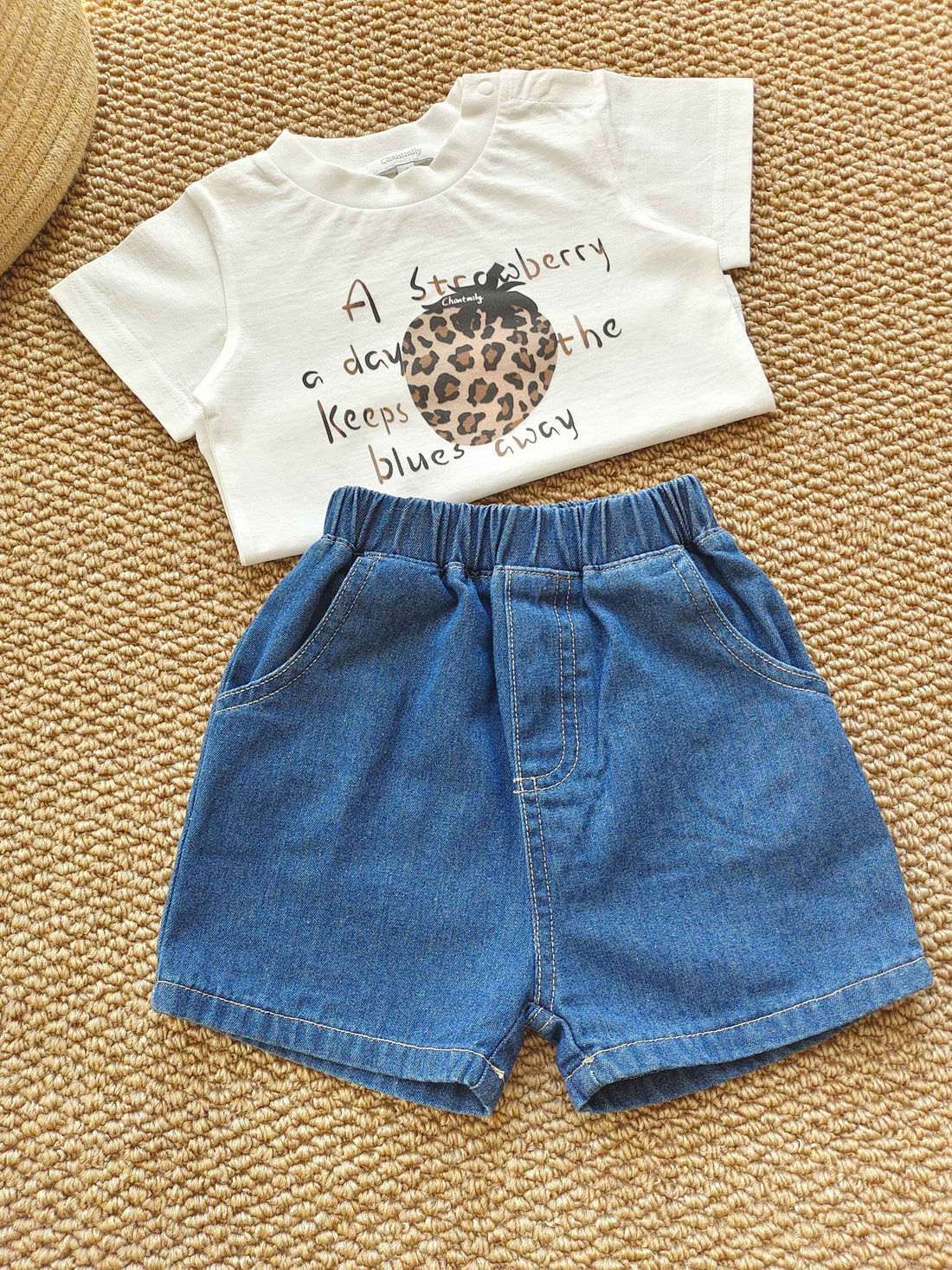 Strawberry Print Matchy T-shirt