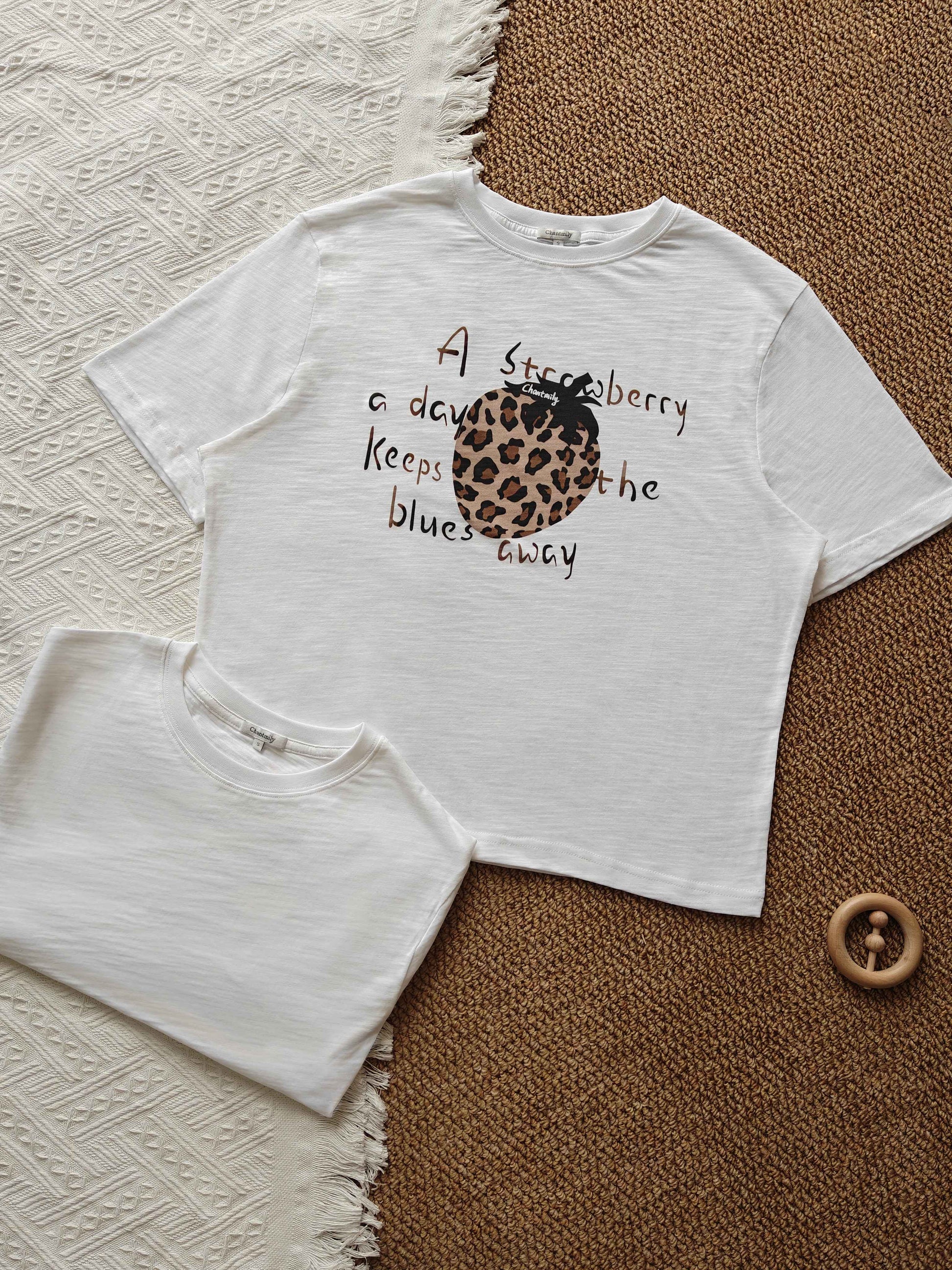 Strawberry Print Box Fix  T-shirt