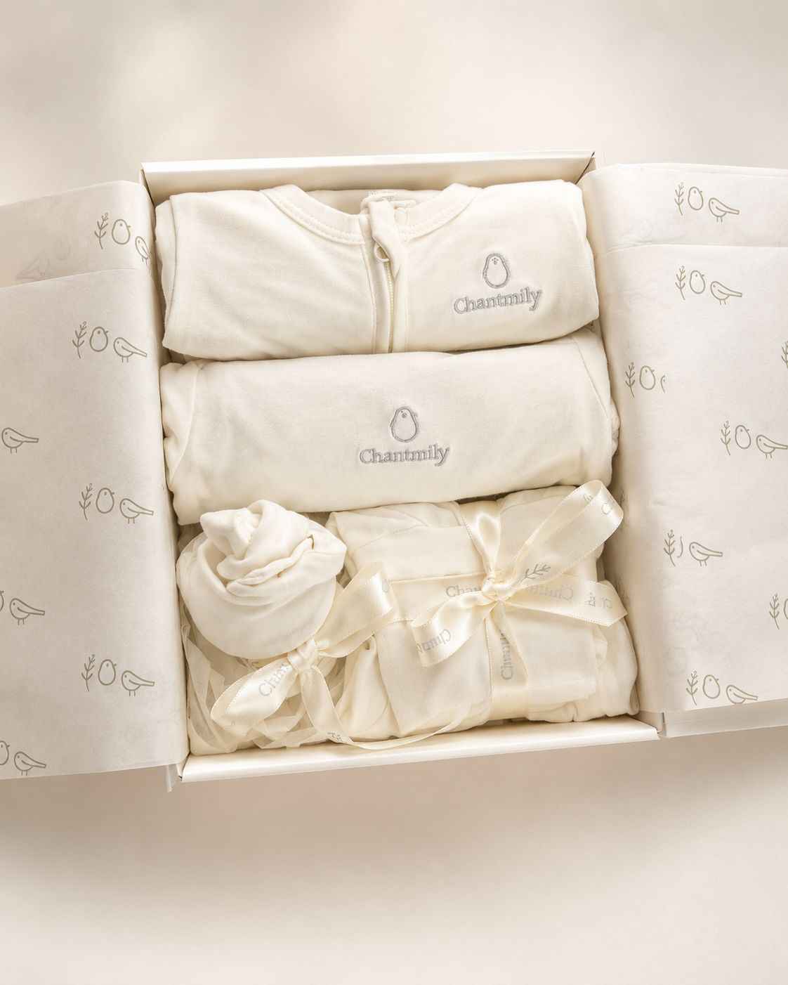 Signature Innocent Newborn Essential Gift Box
